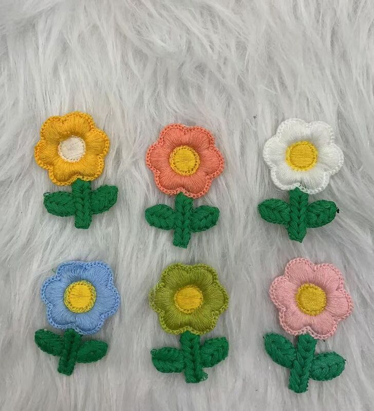 quality Small Red Flower Embroidery Applique Quality Fabric Embroidered Patch Badge Lace Accessories for Clothing factory