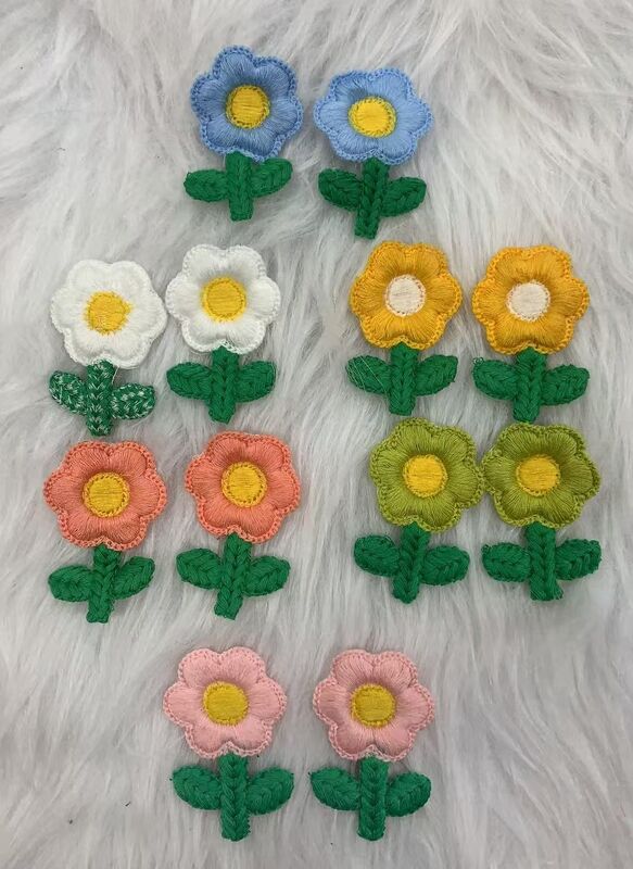 quality Small Red Flower Embroidery Applique Quality Fabric Embroidered Patch Badge Lace Accessories for Clothing factory