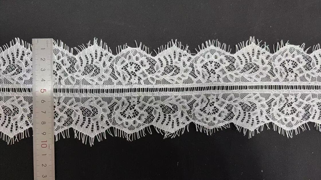 Quality Elegant Vintage Sexy Stylish Floral French Eyelash Chantilly Lace Trims Edge Strips Eco-Friendly Bags Accessories factory