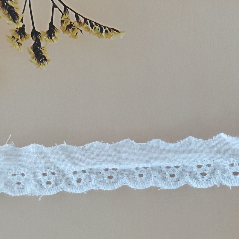Quality 100% Cotton 2cm Chicken Embroidery Lace Trim with Vintage Sexy Design Water Soluble for Children's Garments factory