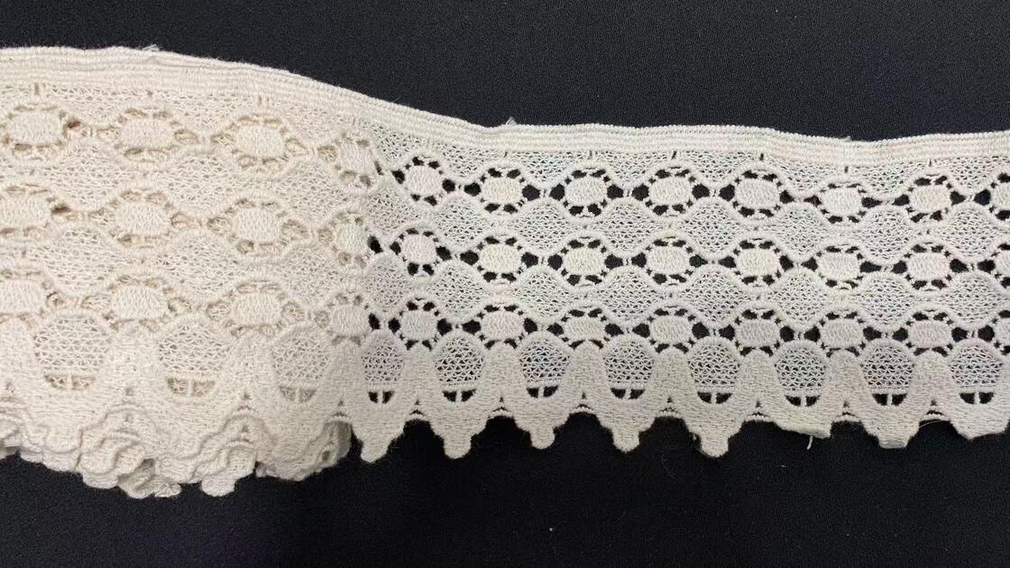 Quality 100% Cotton Embroidery Lace Trim with 9cm Width and Non Stretch for Clothing and Home Textiles factory