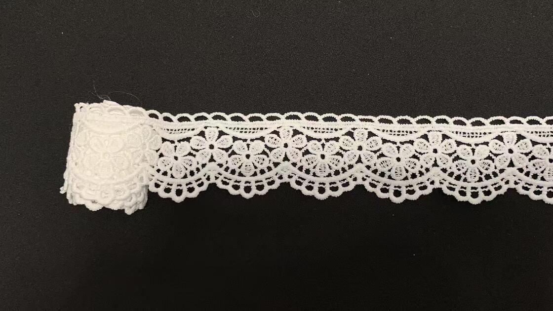 Quality White Polyester Water-Soluble Embroidery Lace Trim, Floral Scalloped Wide Lace Border for Bridal Dress, Lingerie, DIY Crafts factory