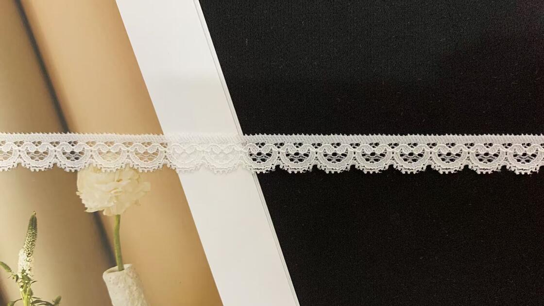 Quality 1.5cm Delicate Heart Pattern Knitted Lace Trim with Fine Openwork for Saree Border & Garments Accessories factory