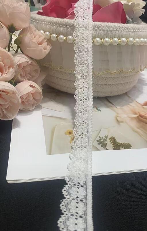 Quality 100% Nylon Sweet Vintage Floral Lace Trim with Scalloped Edge for Wedding Dresses, Bridal Accessories and Blouses factory