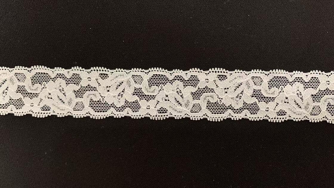 Quality 3cm Exquisite Hollow Flower Elastic Lace Border Flexible Sewing Accessory for Lingerie & Evening Gowns factory