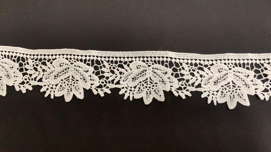Quality 7cm Width Premium Milk Silk Floral Lace Trim with Scallop Edge and 3D Floral Pattern for Garments and DIY Crafts factory