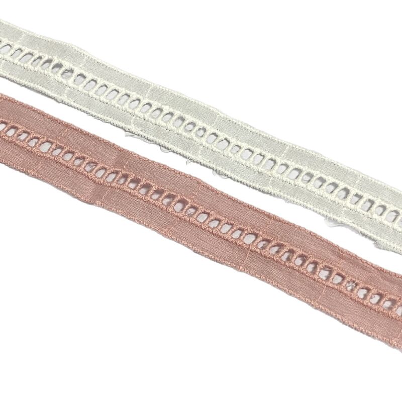 Quality Vintage Style Cotton Crochet Lace Trim with Scalloped Edge for Middle East Inspired Fashion Apparel factory