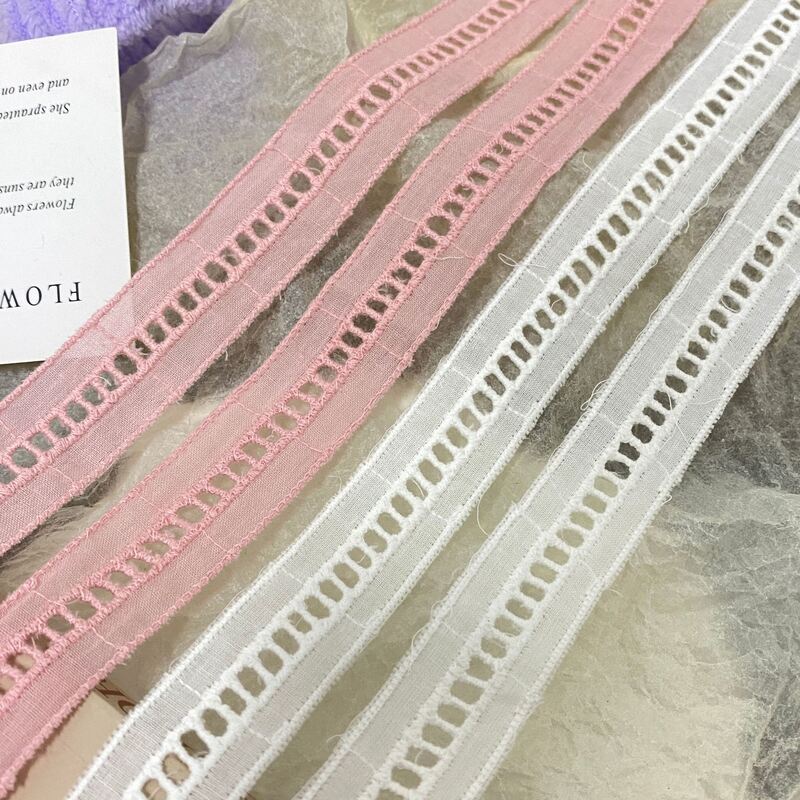 Quality Vintage Style Cotton Crochet Lace Trim with Scalloped Edge for Middle East Inspired Fashion Apparel factory