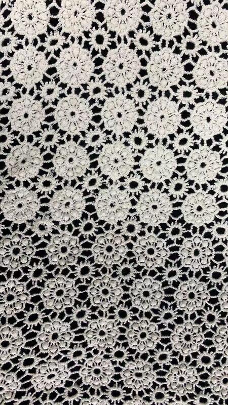 Quality COTTON Eco-Friendly Luxury Vintage Daisy Floral Guipure Embroidery Lace Trim Fabric for Wedding Dresses & Home Decor factory