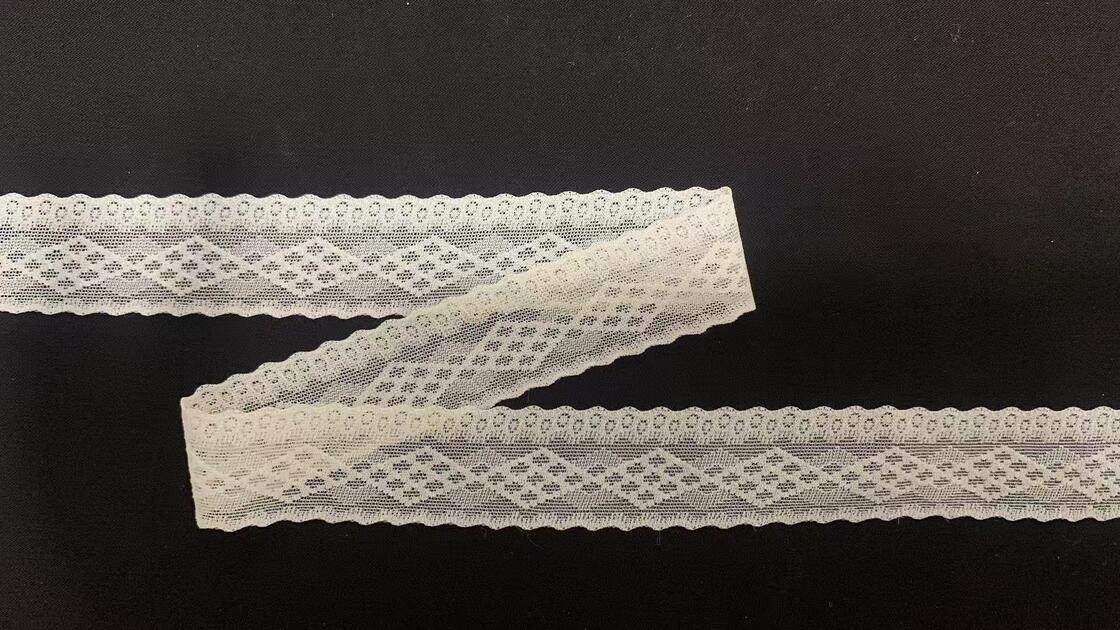 Quality 2.4cm Diamond-pattern Nylon Spandex Lace Trim with Stretch-resistant for Undergarment & Apparel Decoration factory