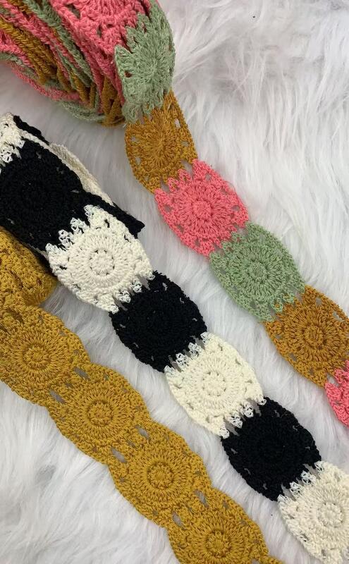 Quality Vintage Multi-Color Floral Water Soluble Embroidery Lace Trim, Polyester Square Flower Crochet Lace Tape for Garment DIY Accessories factory