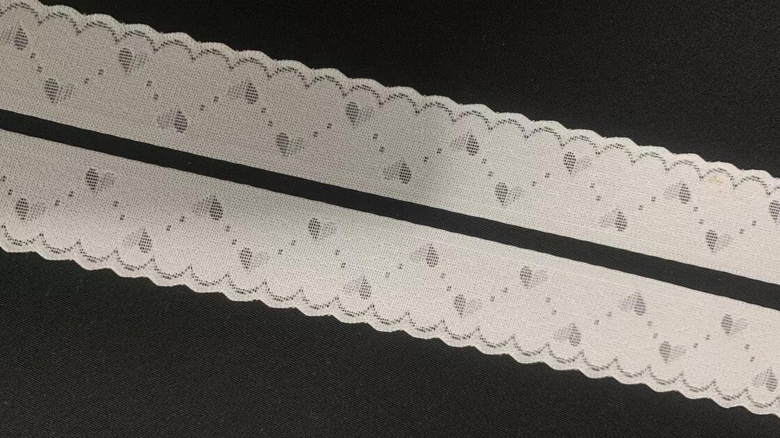 Quality 2.7cm Nylon Spandex Elastic Lace Trim with Hollow Heart Cutout and Scalloped Wave Edge for Lingerie Decoration factory