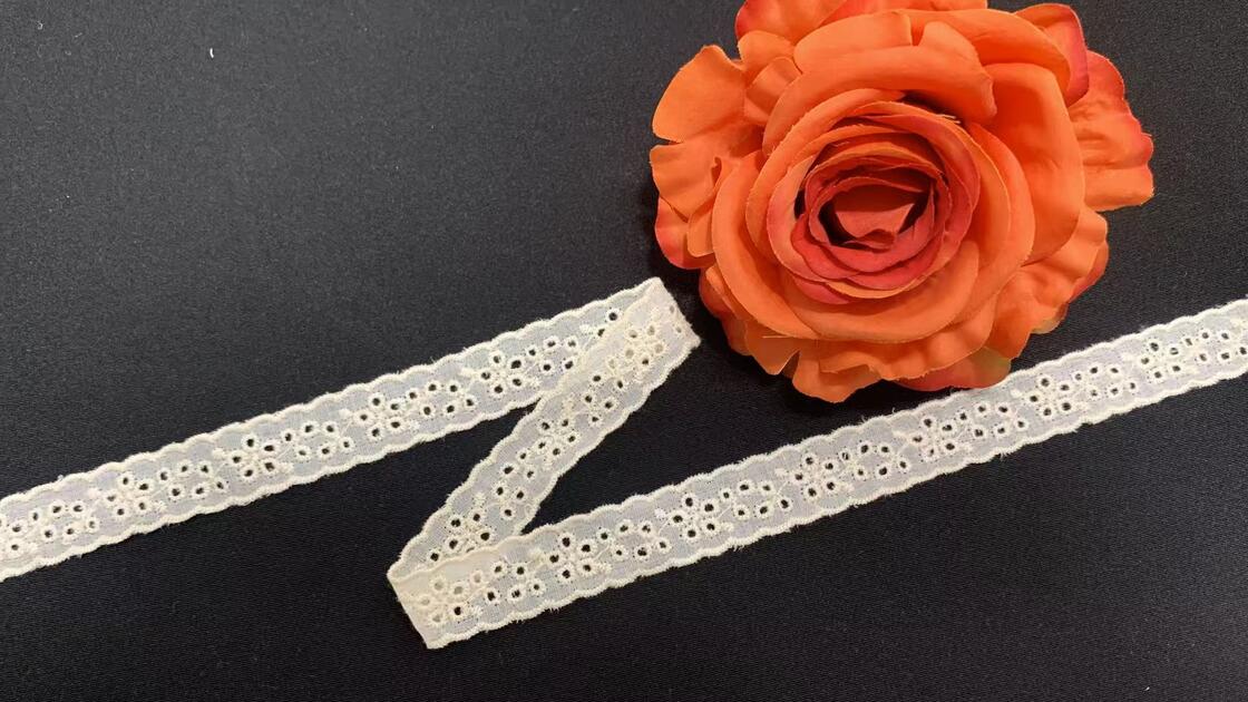 Quality 2cm Cotton Chicken Lace Trim with Small Daisy Eyelet Cutout and Double Scalloped Edge for Dress Garment Lingerie factory