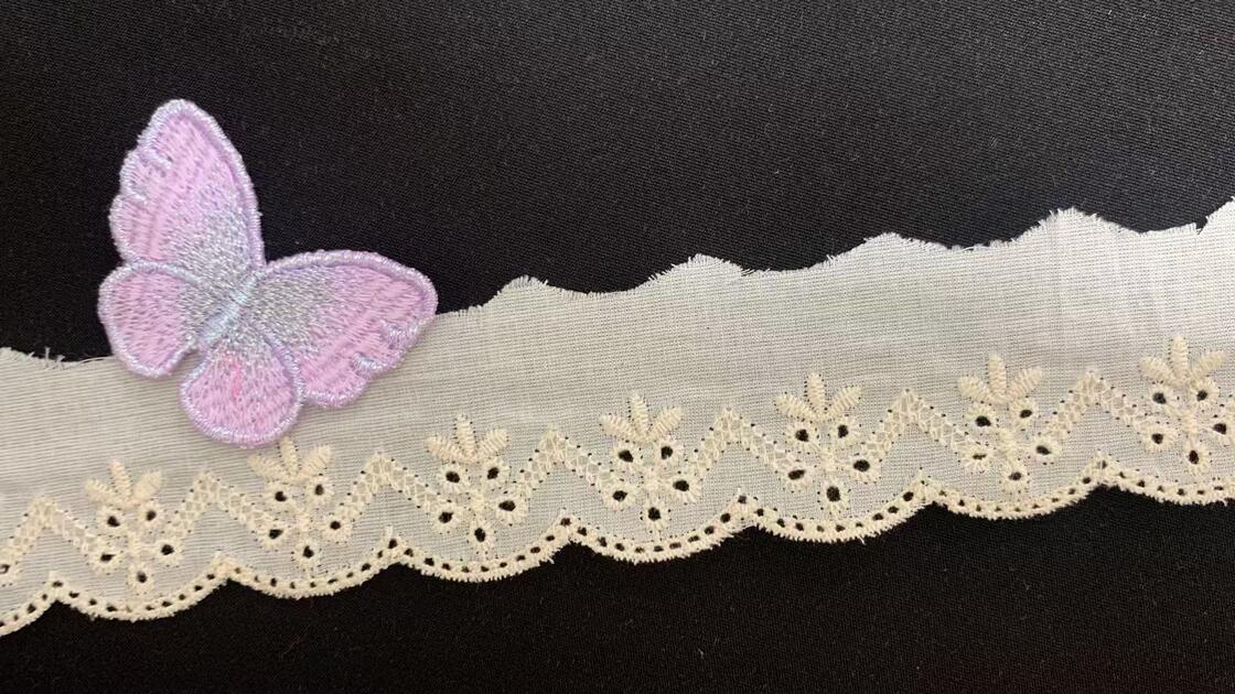 Quality 4.2cm Breathable Cotton Chicken Lace Trim with Wheat Floral Eyelet Embroidery and Double Scalloped Edge for Women Apparel factory