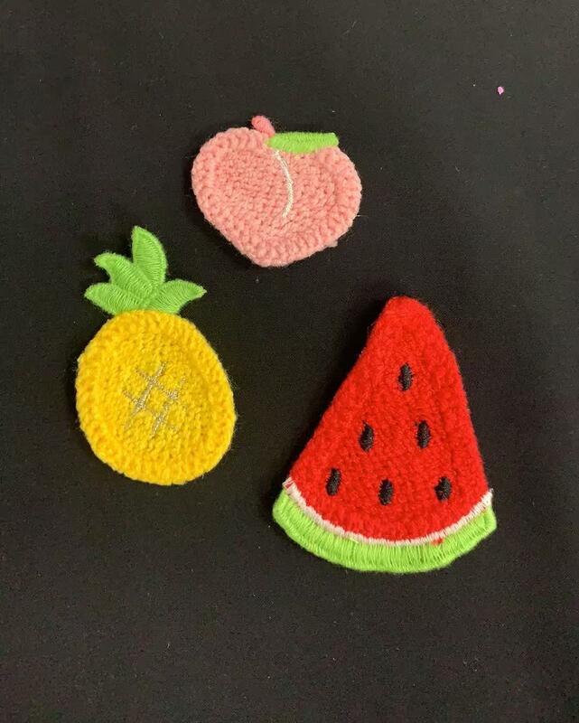Quality Colorful Imitate Handmade Fruit patches Watermelon Strawberry Pineapple Peach Carrot  Cute Fruit Motif Imitation Handmade Applique Patches for Kids Garment Accessories factory