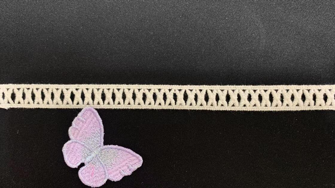 Quality 1.5cm Cotton Water Soluble Lace Trim with Neat Rhombus Hollow Design and Soft Cotton Material for Clothing and Home Textile factory