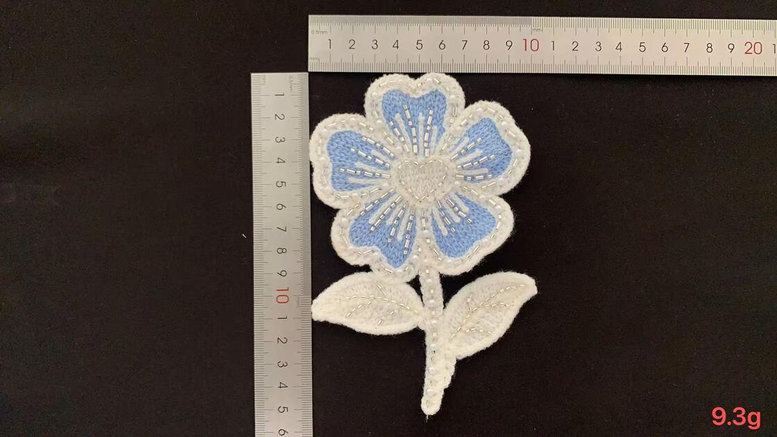 Quality Machine Towel Embroidery Lily Patch, Beaded Floral Embroidered Applique for Clothing Decoration factory