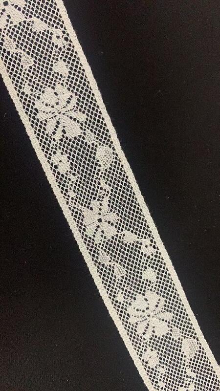 Quality Cotton Embroider Lace Trim Vintage Small Floral Net Mesh Lace Border for Garment Decoration factory