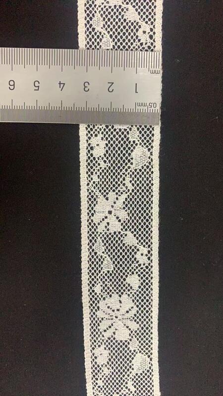 Quality Cotton Embroider Lace Trim Vintage Small Floral Net Mesh Lace Border for Garment Decoration factory