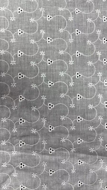 Quality Cotton Eyelet Embroidery Fabric, Hollow Floral Circle Cut‑Work Fabric for Dress Blouse Sewing factory
