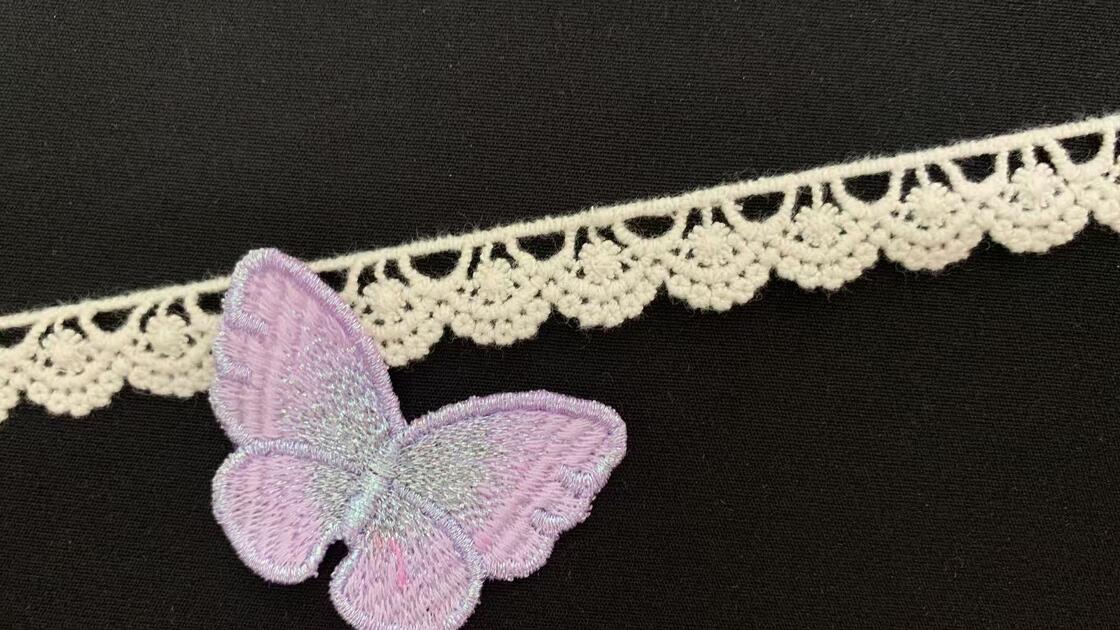 Quality 1.5cm Cotton Water Soluble Lace Trim with Continuous Scallop Petal Motif and Soft Matte Finish for Garment Embellishment factory