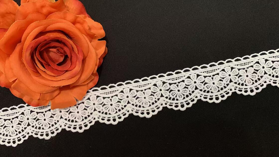 Quality White Polyester Water‑Soluble Lace Trim, Small Floral Embroidered Scalloped Lace for Sewing Apparel & Home Decor factory