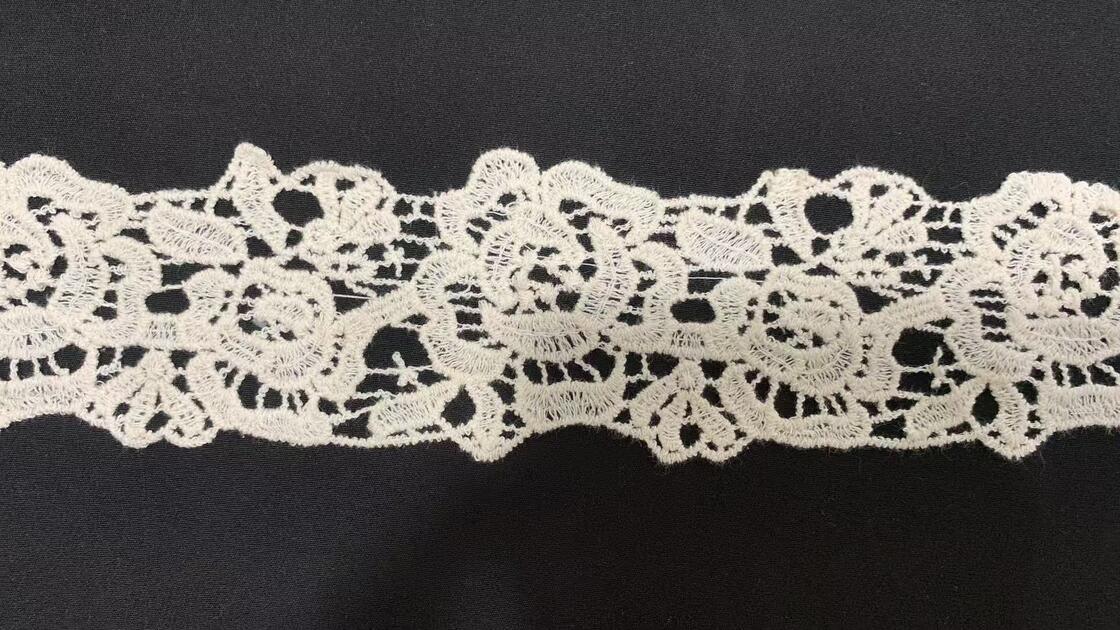 Quality Premium Cotton Water Soluble Lace Trim with Scalloped Edge and Customizable Length for Bridal Gowns factory