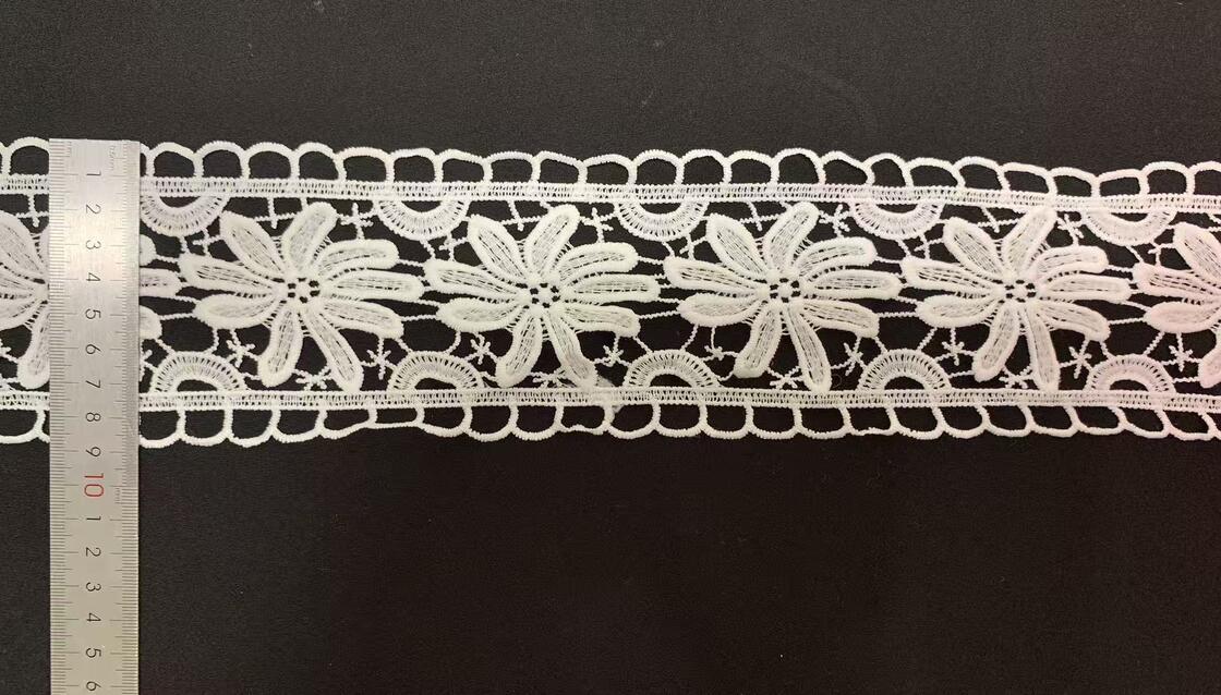 Quality 8.7cm Skin-Friendly Milk Silk Floral Lace Trim with Scalloped Edge for Dresses and Home Decor factory