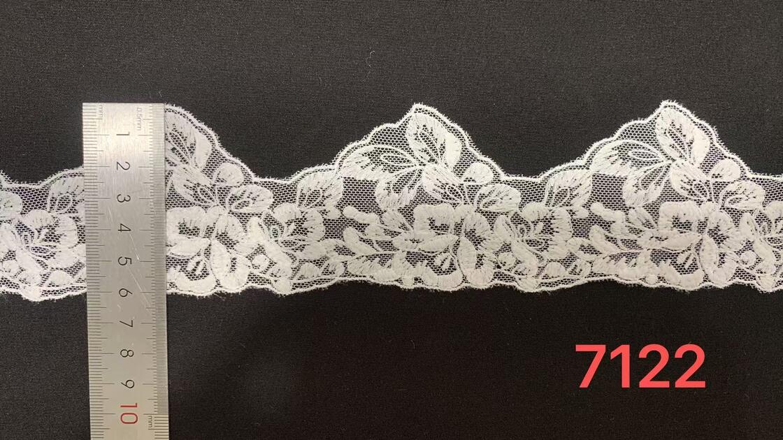 Quality 6cm Width Milk Yarn Lace Trim with Elegant Floral Design and Wavy Scalloped Border for Dress Decoration factory