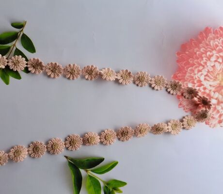 Quality 1.5cm French Lace Daisy Flower Water Soluble Embroidery Trim for Children's Dresses Shoes & Bags Decoration factory