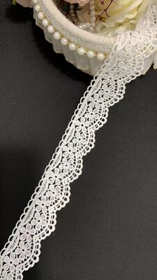 Quality White Polyester Water-Soluble Embroidery Lace Trim, Floral Scalloped Wide Lace Border for Bridal Dress, Lingerie, DIY Crafts factory