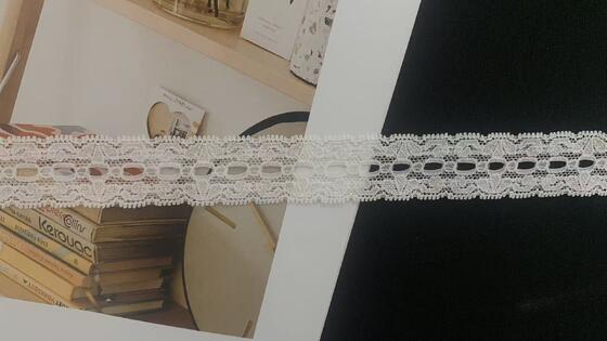 Quality Fine Knitted Lace Trim With Central Eyelet Design, Perfect For Adding Delicate Charm To Any Outfit factory