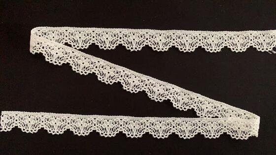 Quality 1.5CM High Recovery Spandex Nylon Floral Hollow Lace Trim Comfort Stretch Border for Intimates, Slip Dresses & Garment Embellishment factory