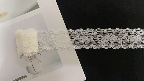 Quality 3.9cm Hollow-out Lace Trim with Diamond Pattern and Scalloped Border for Wedding Dresses and Kids Clothing Decoration factory