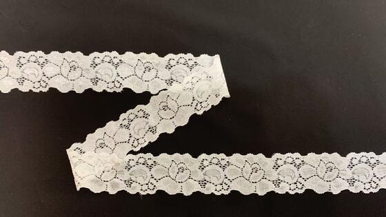 Quality 3.5cm Vintage Floral Nylon Lace Trim with Double Scalloped Edge for Lingerie and Garment Decoration factory