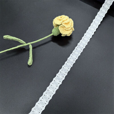 Quality 3.8 Inches Wide Cotton Lace Trim with Scalloped Edge and Floral Pattern for Dress Garment DIY factory
