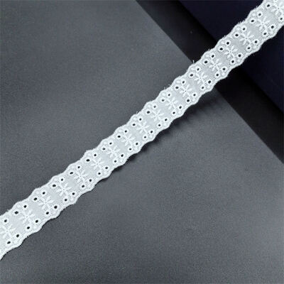 Quality 3.8 Inches Wide Cotton Lace Trim with Scalloped Edge and Floral Pattern for Dress Garment DIY factory