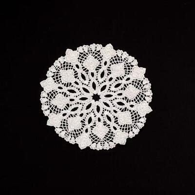 Quality Eco-Friendly Vintage Embroidered Polyester Water Soluble Embroidery Patches  rotundity Shapes for Wedding Decor Accessories factory