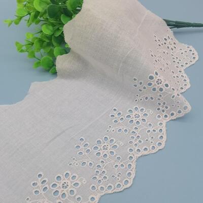 Quality White Cotton Cutwork Lace Trim with Scalloped Edge and Floral Pattern for Clothing Sewing Accessories factory