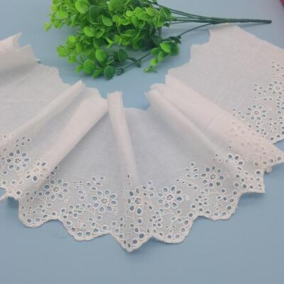 Quality White Cotton Cutwork Lace Trim with Scalloped Edge and Floral Pattern for Clothing Sewing Accessories factory