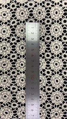 Quality COTTON Eco-Friendly Luxury Vintage Daisy Floral Guipure Embroidery Lace Trim Fabric for Wedding Dresses & Home Decor factory