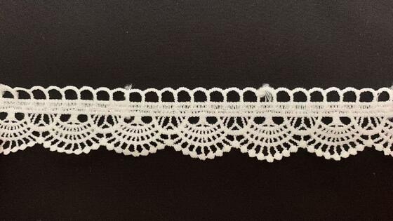 Quality 3cm Width Premium Milk Silk Floral Lace Trim with Scallop Edge and 3D Floral Pattern for Garments and DIY Crafts factory