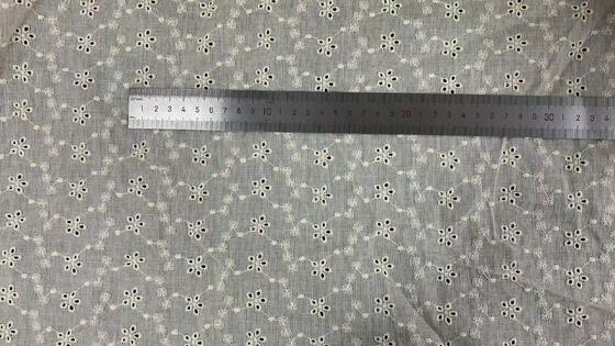 Quality 100% Cotton Allover Eyelet Chicken Embroidery Fabric, Full Width Floral Cutwork Hollow Fabric 150cm Width for Summer Dress Blouse factory