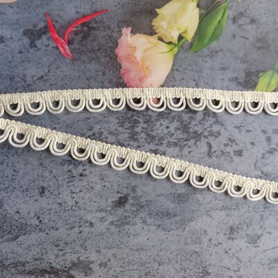 Quality Soft Cotton Thread Water Soluble Embroidery Lace Trim, Continuous Loop Fringe Decorative Lace Edging for Fashion Apparel factory