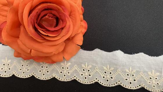 Quality 4.2cm Breathable Cotton Chicken Lace Trim with Wheat Floral Eyelet Embroidery and Double Scalloped Edge for Women Apparel factory