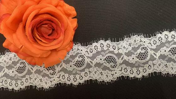 Quality Eyelash Lace 7cm Non Stretch Lightweight Scalloped Lace Trim for Wedding and Lingerie factory