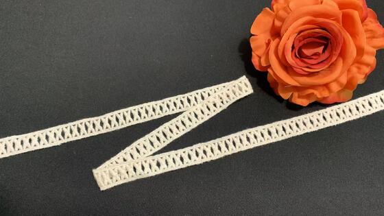 Quality 1.5cm Cotton Water Soluble Lace Trim with Neat Rhombus Hollow Design and Soft Cotton Material for Clothing and Home Textile factory