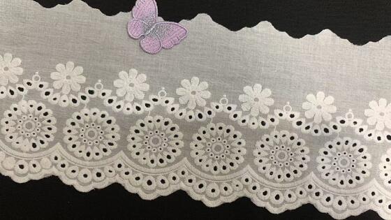 Quality Natural Cotton Chicken Embroidery Lace Trim with Stacked Flower Embroidery and Scalloped Wavy Border factory
