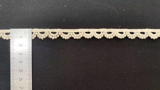 Quality Premium Cotton Water Soluble Lace Trim with Scalloped Edge and Customizable Length for Bridal Gowns factory