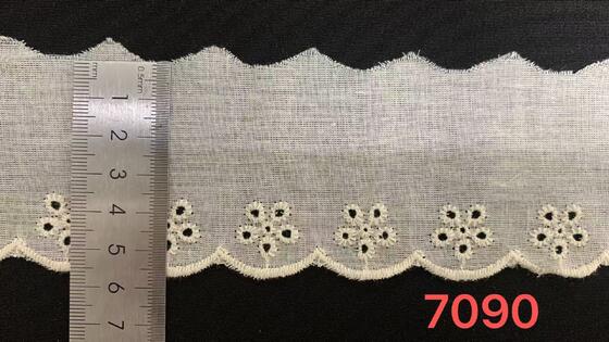 Quality 5.5cm Width Cotton Chicken Lace Trim with Small Floral Embroidery and Wavy Scallop Edge for Garment Trimming factory